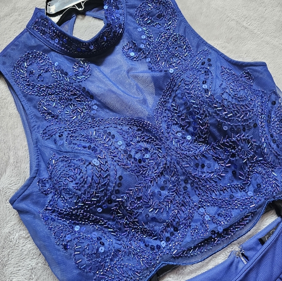 Blue Two-Piece Formal Dress - Picture 3 of 8